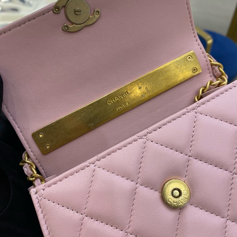 Chanel 粉紅色琺瑯手柄Kelly 羊皮-17