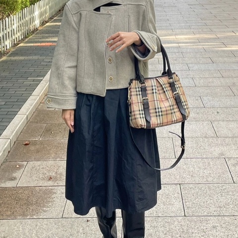 BURBERRY經典戰馬格紋 手提腋下托特包 30*23*11 98新配件塵袋