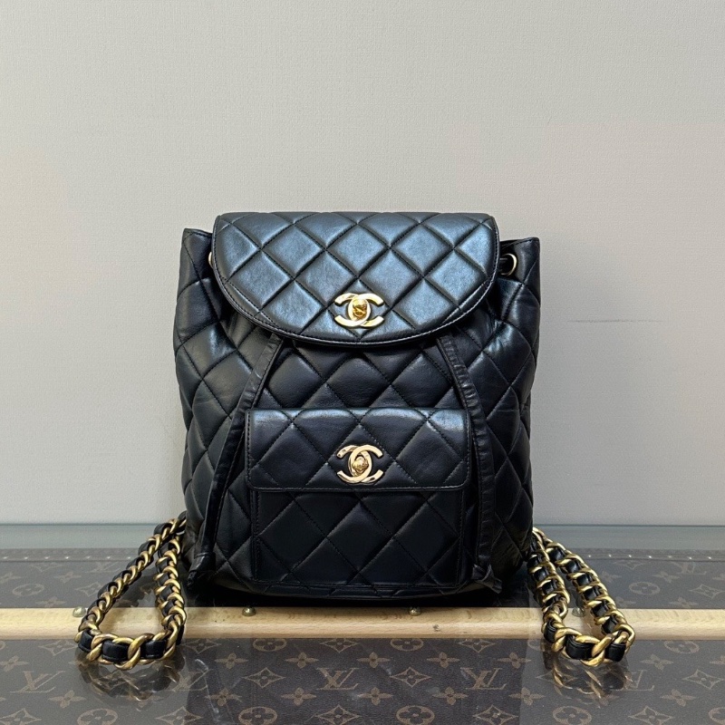 CHANEL 黑金中古duma後背包22*22*10 98新配件塵袋-1