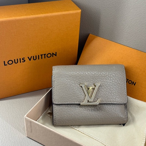 LV Capucines XS 零錢短夾｜卵石灰｜台灣專櫃購入｜全套配件｜適配各種小廢包
