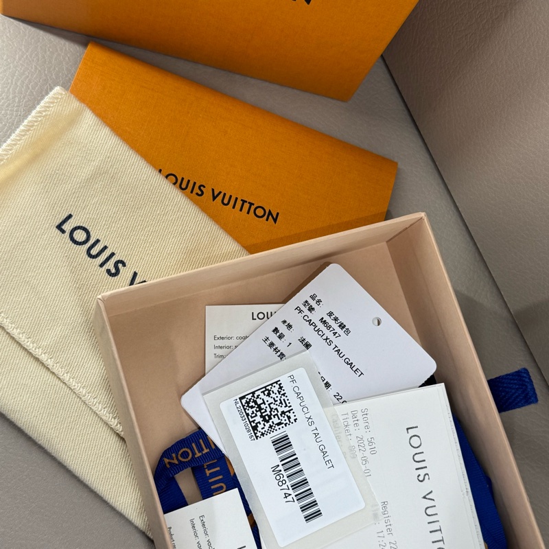 LV Capucines XS 零錢短夾|卵石灰|台灣專櫃購入|全套配件|適配各種小廢包-7