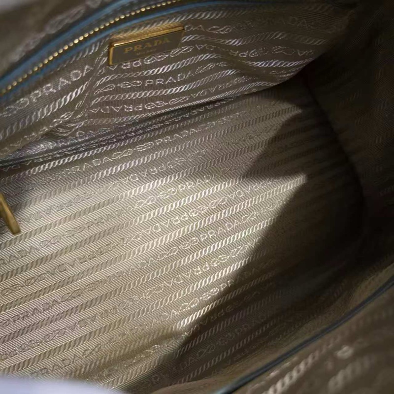 Prada 抹茶綠波士頓包-13