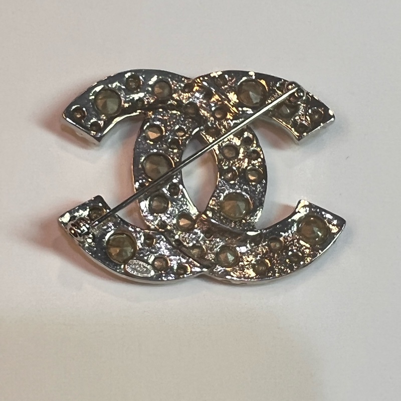 Chanel 大款胸針-1