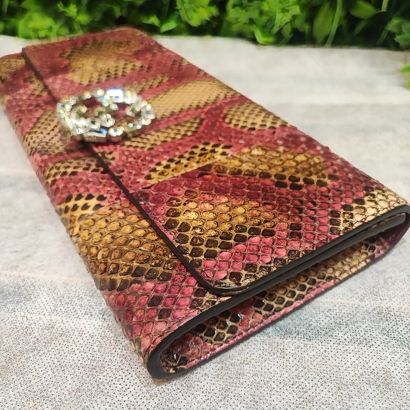 Gucci Clutch-2