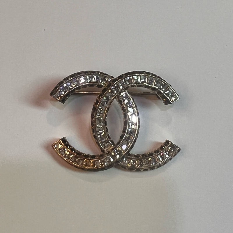 Chanel胸針-4