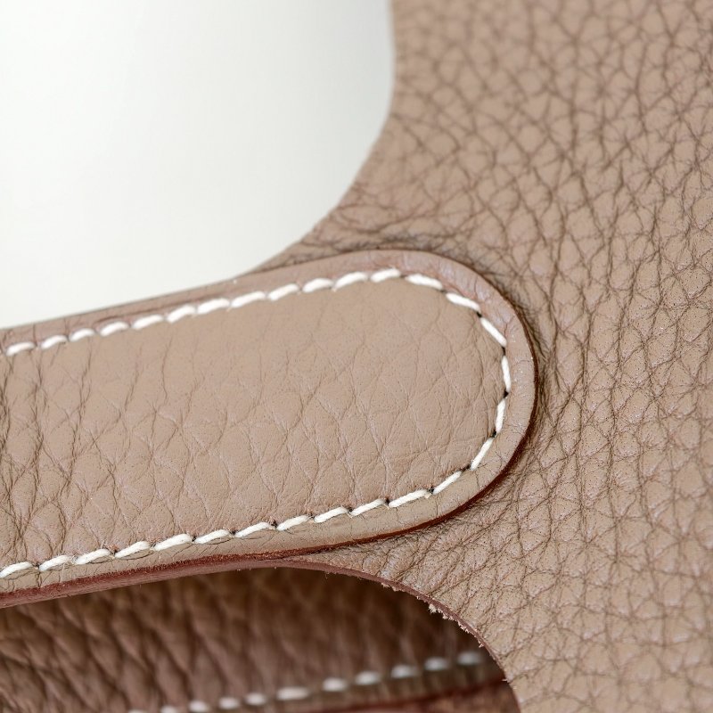 hermes款菜籃子18 celemence 牛皮大象灰 框q 尺寸18*18*13cm 年份:2013年 98新 一把鎖 一把鑰匙-18