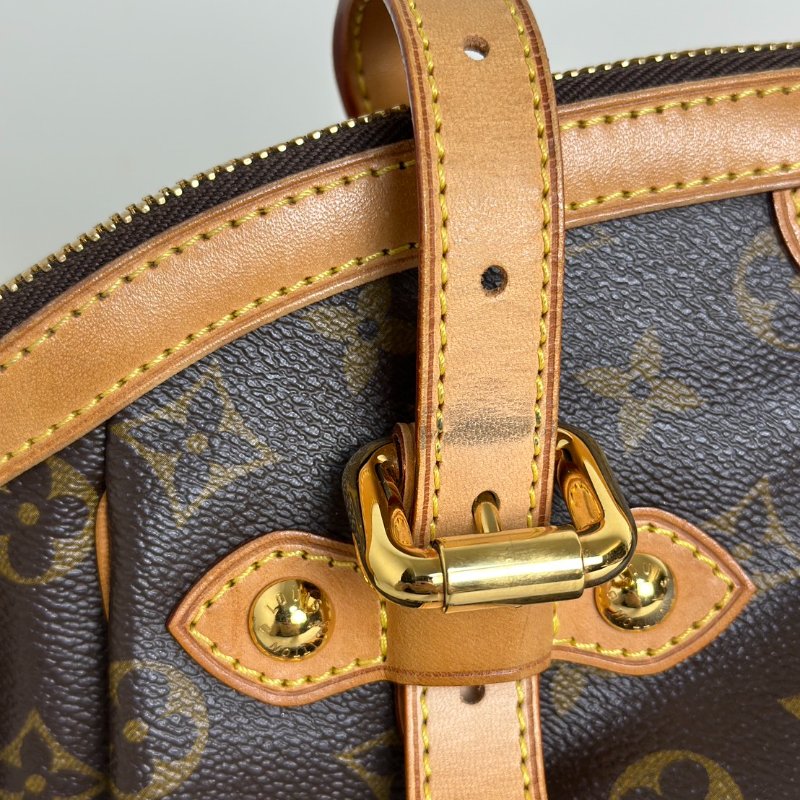 LOUIS VUITTON Tivoli 餃子包 - GM-8