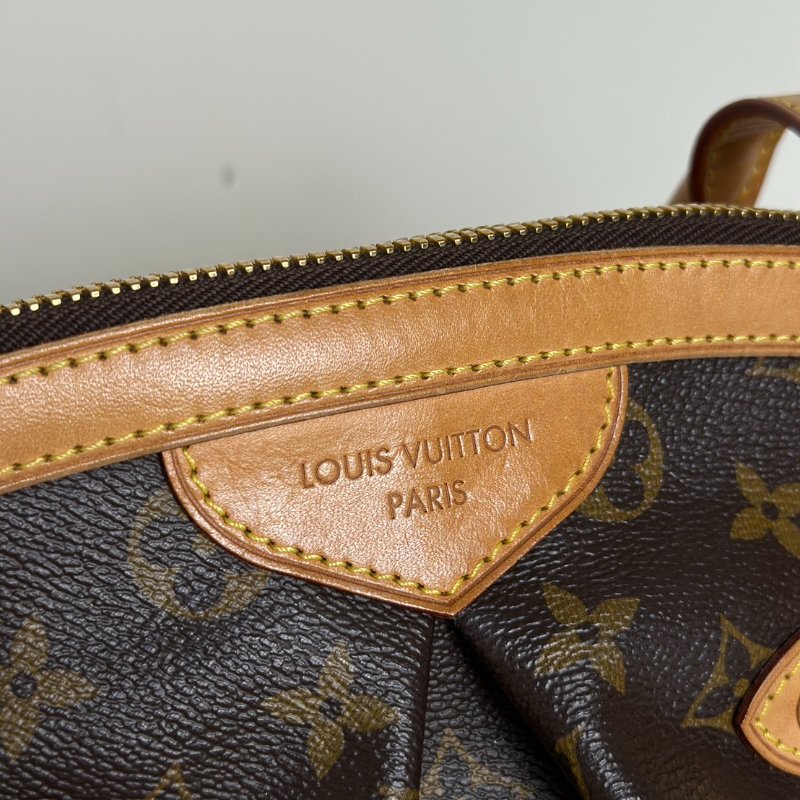 LOUIS VUITTON Tivoli 餃子包 - GM-10