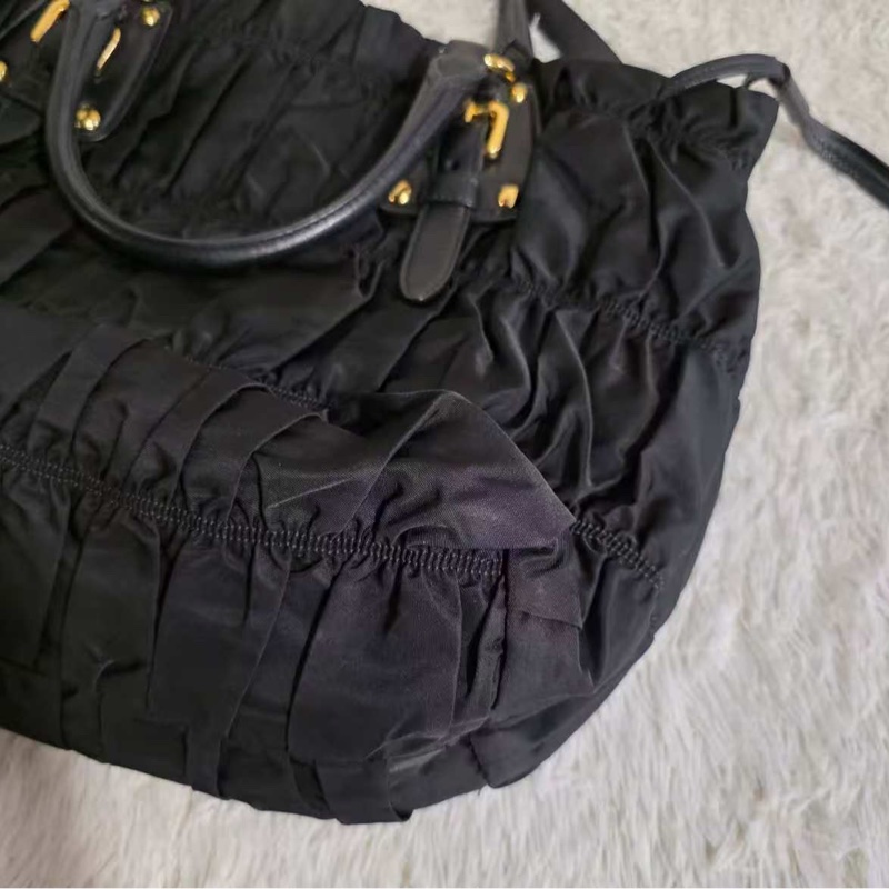 Prada 降落傘布面手提包-9