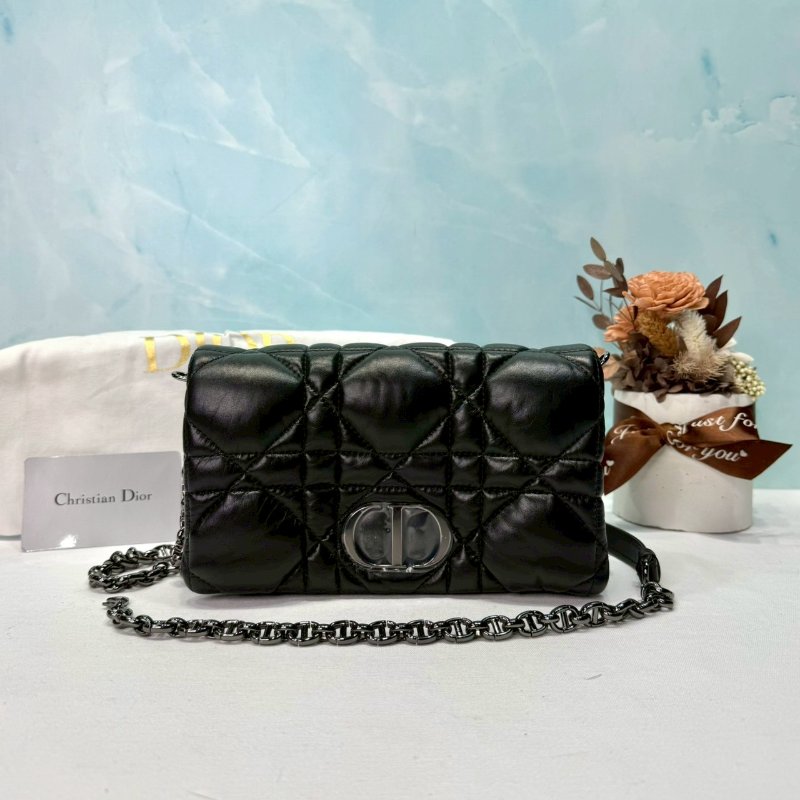 DIOR 全新CARO藤格紋迷你鏈帶包-0