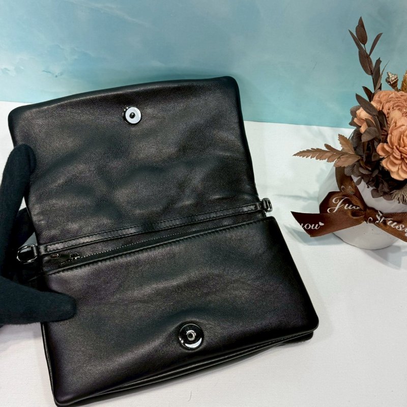 DIOR 全新CARO藤格紋迷你鏈帶包-4