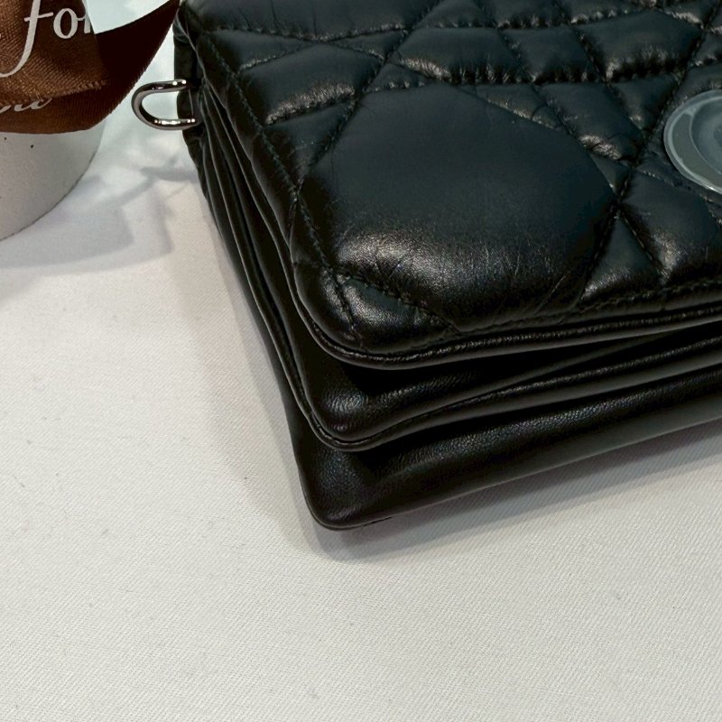 DIOR 全新CARO藤格紋迷你鏈帶包-9