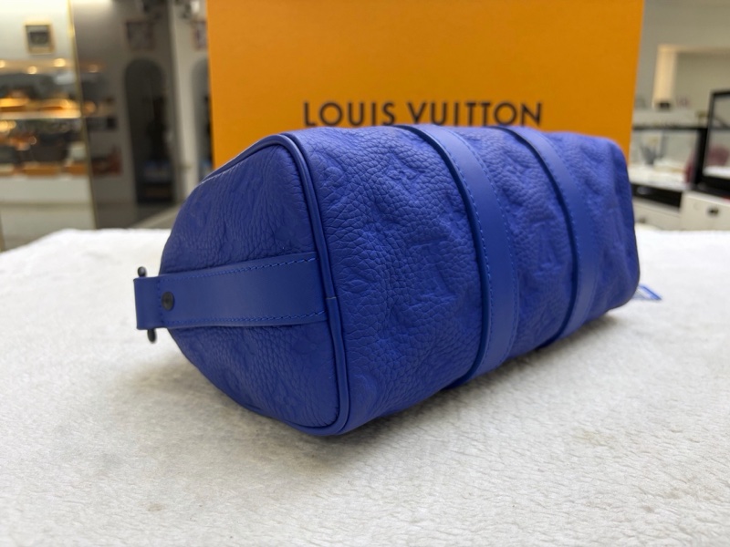 Louis Vuitton • Keepall Bandoulière 25 電光藍全皮壓紋-9