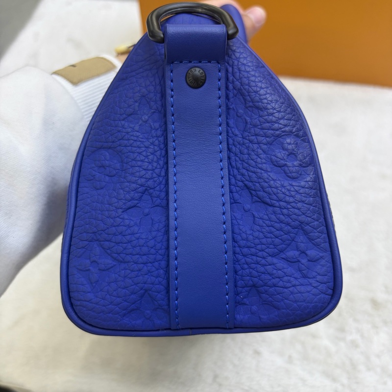 Louis Vuitton • Keepall Bandoulière 25 電光藍全皮壓紋-20