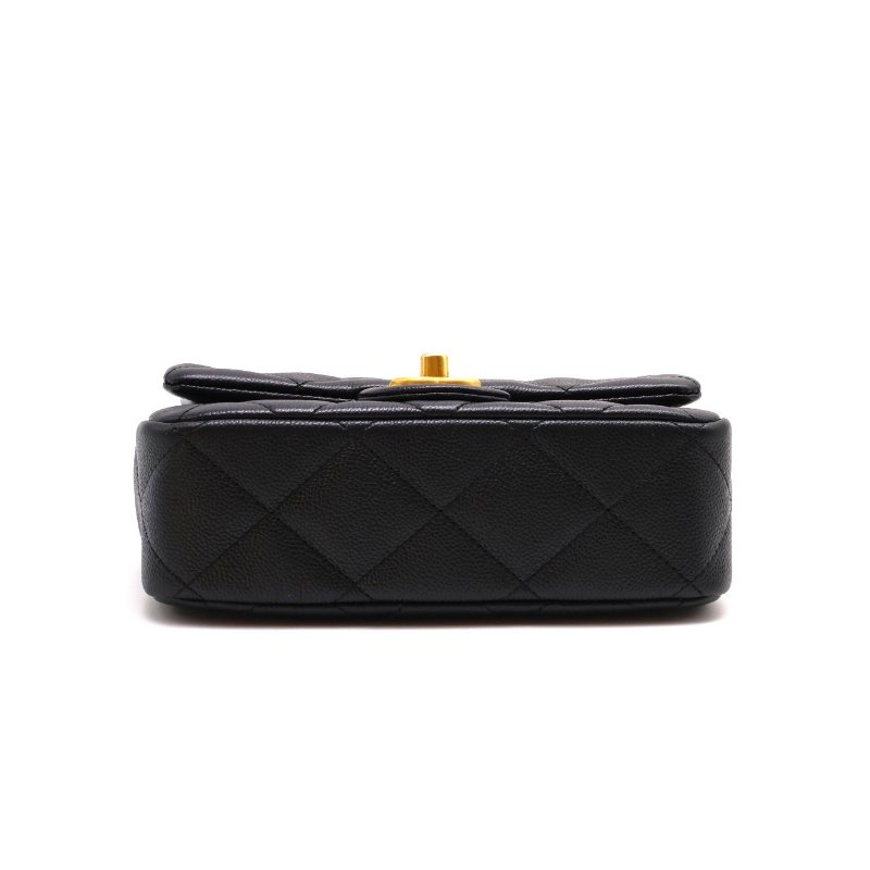CHANEL 愛心調節釦口蓋包 20 - 粒面牛皮黑金-4