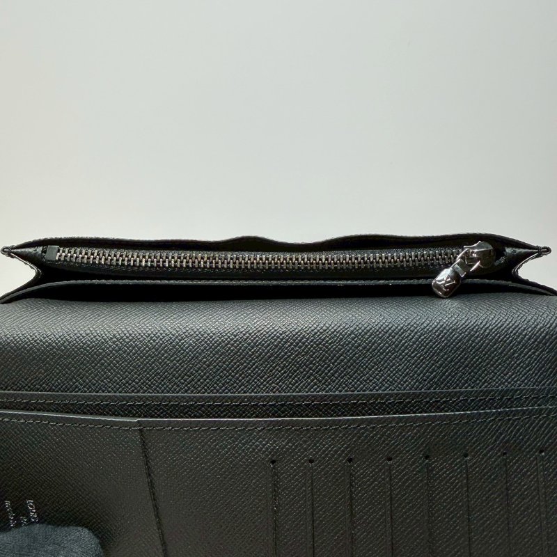 LV BRAZZA 黑花對開長夾-6