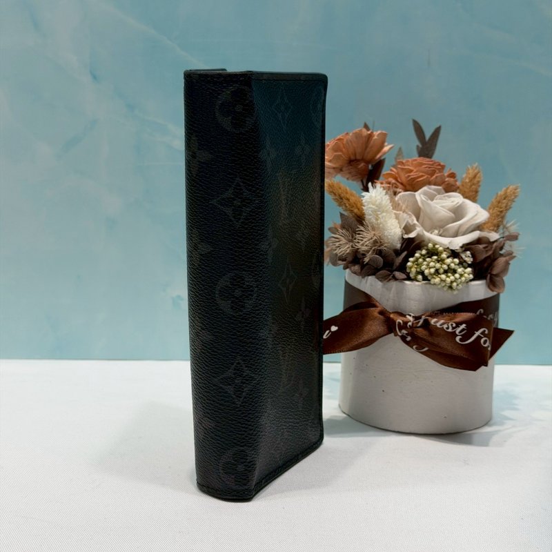 LV 經典BRAZZA 黑花對開長夾-3