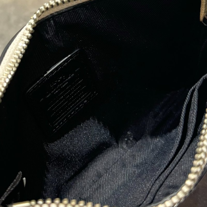 Coach 民族風多色手拿包-2