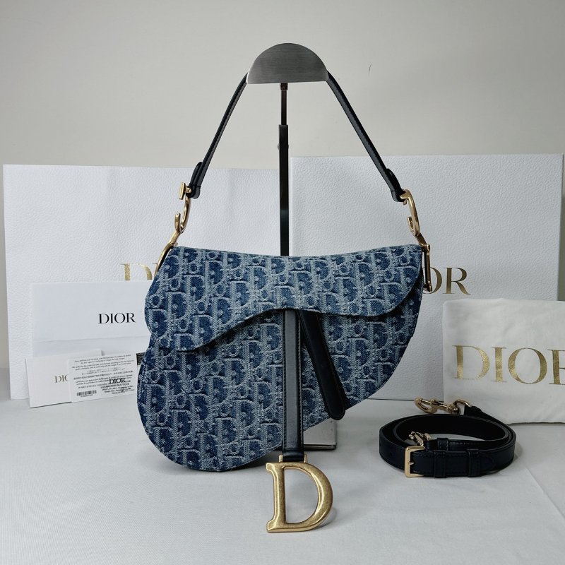 DIOR 全新Oblique緹花刺繡單寧馬鞍包-1