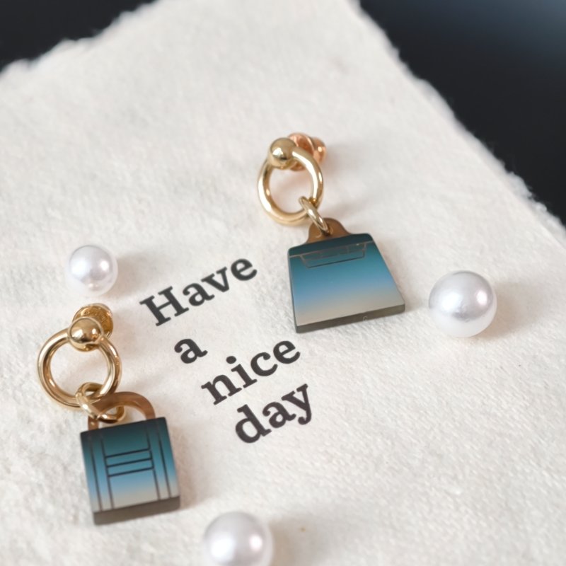 愛馬仕/Hermes Fusion Amulettes Maroquinier 耳環 耳釘 漸變藍色 金色金屬-0