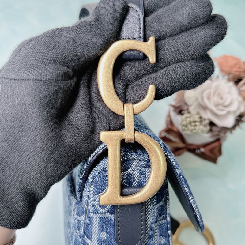 DIOR 全新Oblique刺繡單寧馬鞍包-6