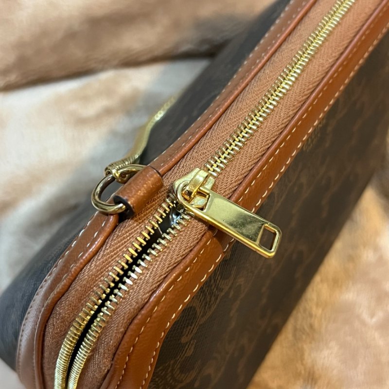 CELINE Triomphe老花貝殼包-2