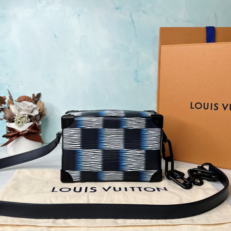 LV 全新Soft Trunk箱包-1