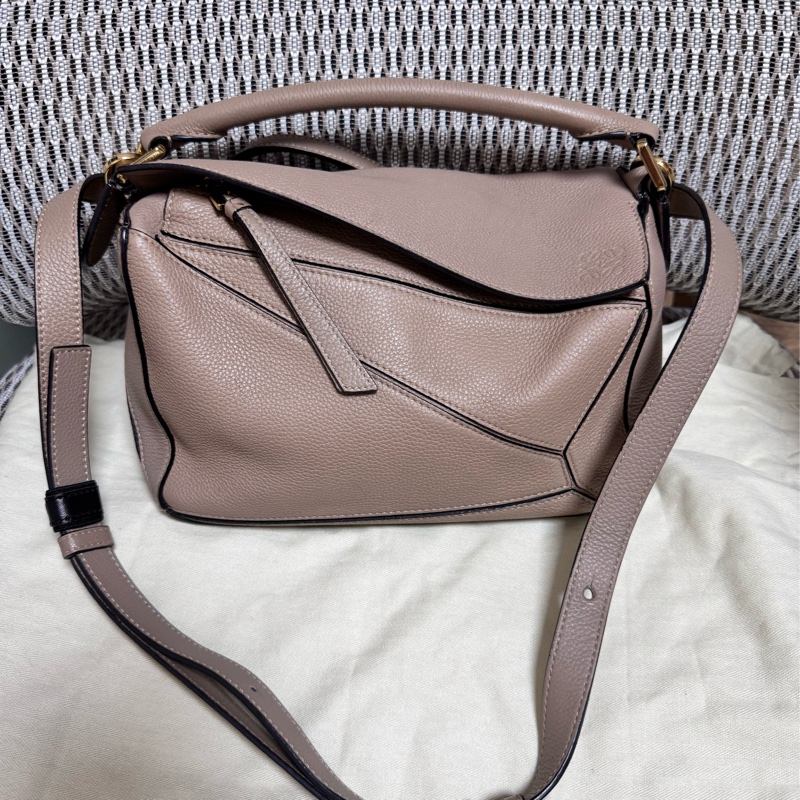 Loewe small puzzle 沙色 手提包 肩背包 斜背包-0