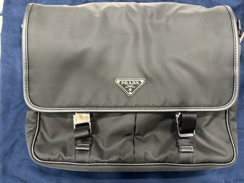 PRADA 2VD768尼龍肩背包 只背過一次-6