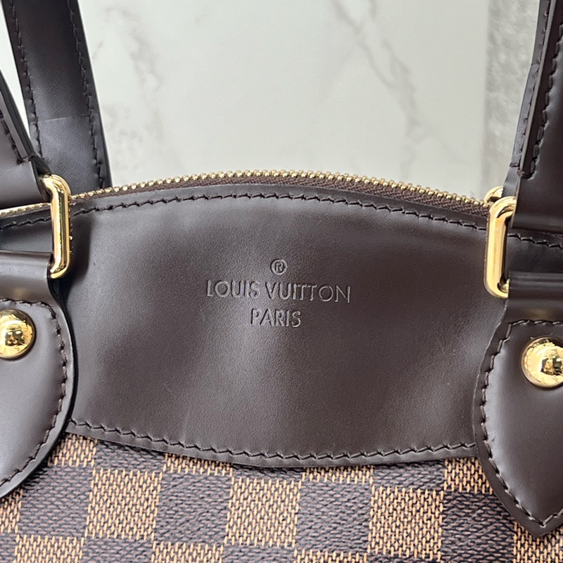 香緹國際精品 849 LV 棋盤格水餃包 極新-2