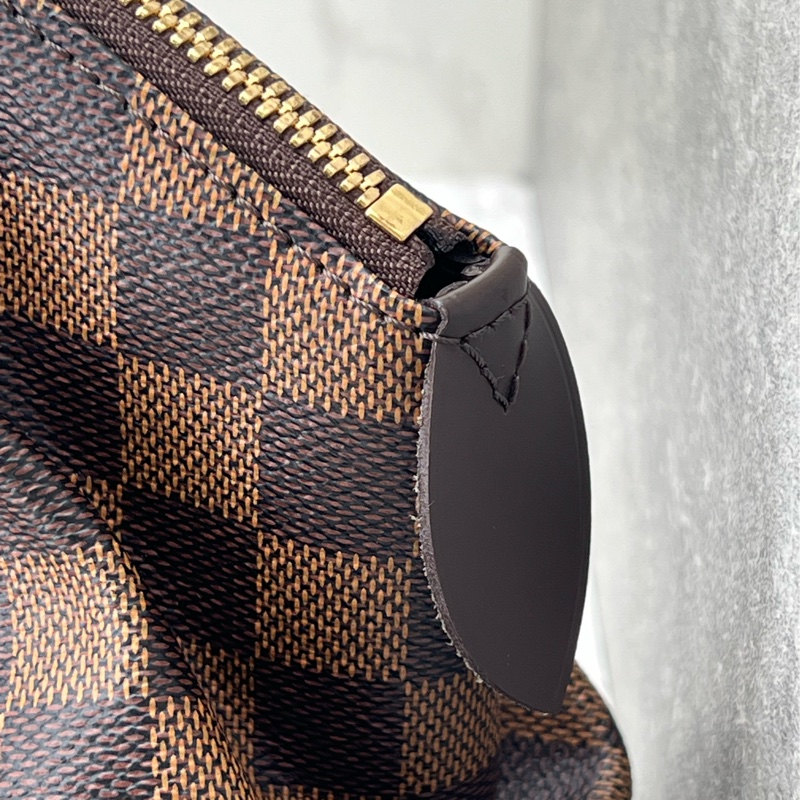 香緹國際精品 849 LV 棋盤格水餃包 極新-4