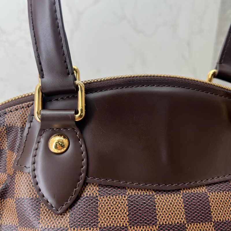 香緹國際精品 849 LV 棋盤格水餃包 極新-9