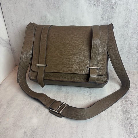 HERMES 斜背包STEVE斜背包 27CM