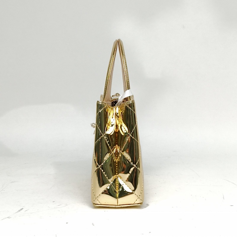 CHANEL 金色漆皮晶片開Kelly鏈條手柄手提包小號26C-1