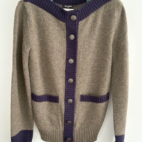 Chanel 三色 (灰色/海軍藍/Malachite 綠) 經典二口袋 cashmere開襟衫-1