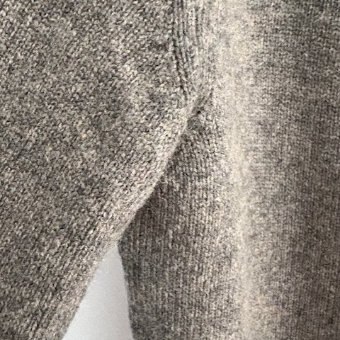 Chanel 三色 (灰色/海軍藍/Malachite 綠) 經典二口袋 cashmere開襟衫-7