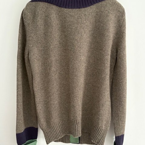 Chanel 三色 (灰色/海軍藍/Malachite 綠) 經典二口袋 cashmere開襟衫-14