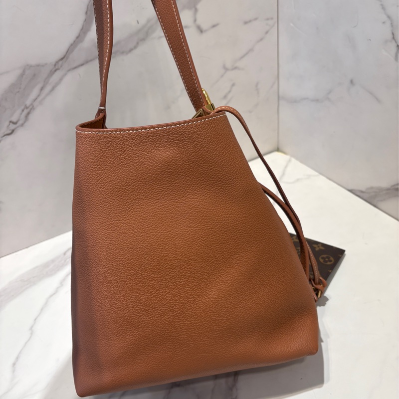 LV M5354 棕全皮鎖頭Hobo-4