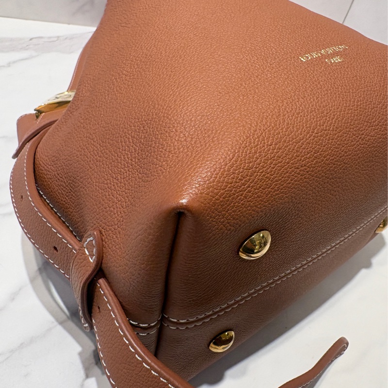 LV M5354 棕全皮鎖頭Hobo-9