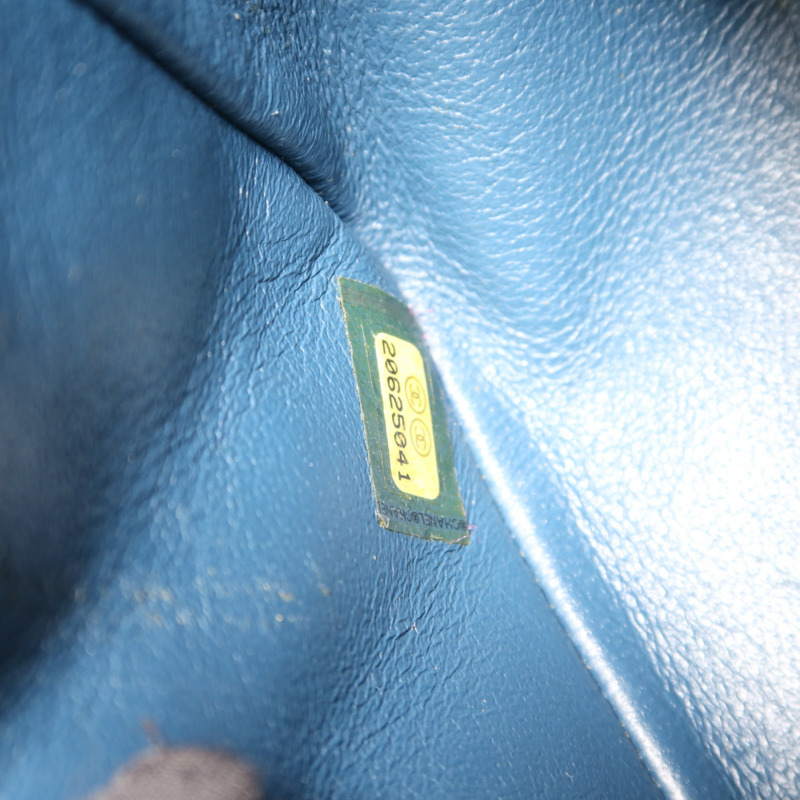 CHANEL 牛皮皮革Classic 20銀扣鏈帶肩背袋-6