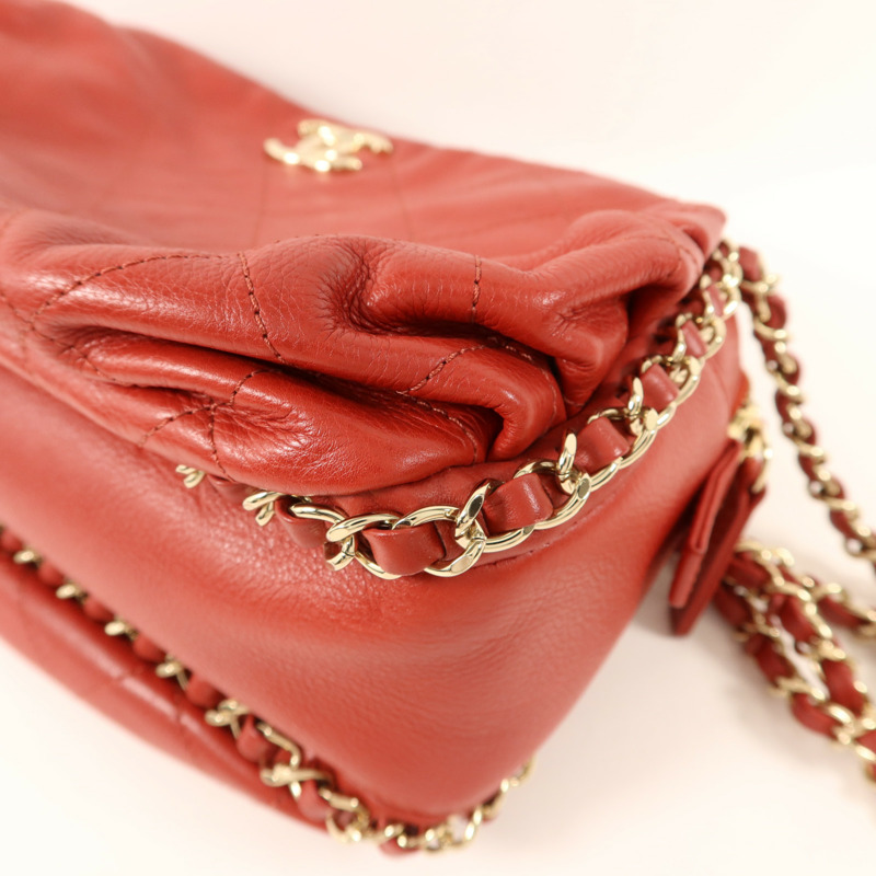 CHANEL 牛皮皮革Chain Shoulder金扣鏈帶肩背袋-11