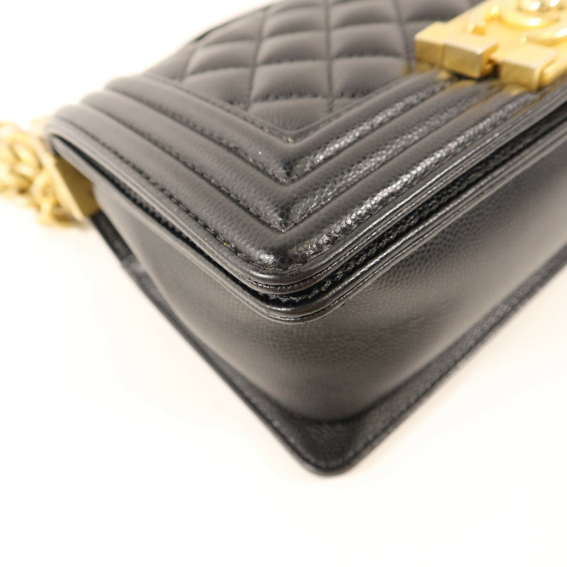 CHANEL 牛皮皮革Boy 20金扣鏈帶肩背袋-14