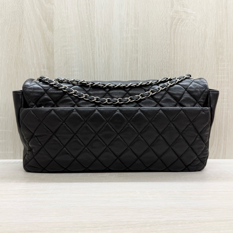 CHANEL黑色菱格紋羊皮銀釦下蓋雨衣兩用鏈包A48556-3