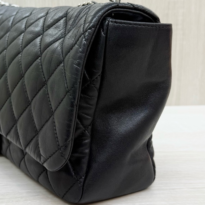 CHANEL黑色菱格紋羊皮銀釦下蓋雨衣兩用鏈包A48556-19