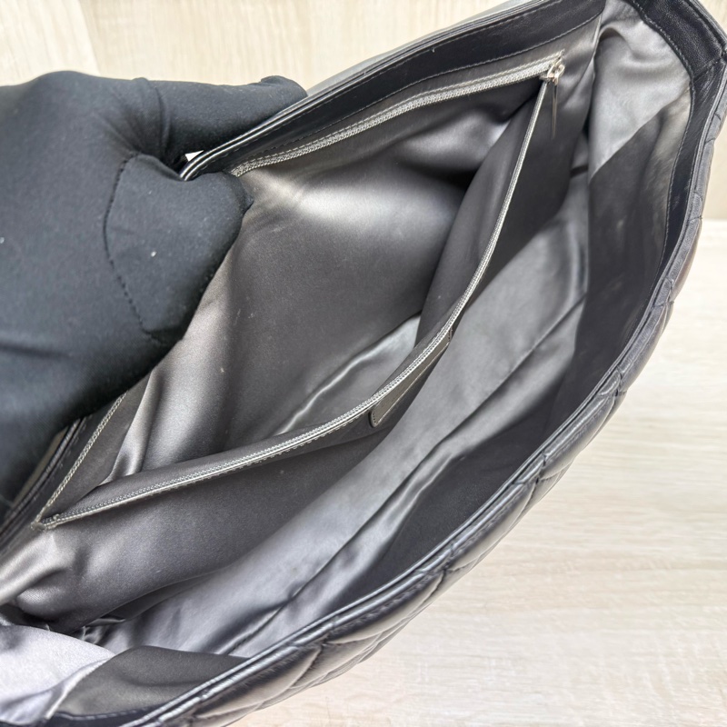 CHANEL黑色菱格紋羊皮銀釦下蓋雨衣兩用鏈包A48556-29