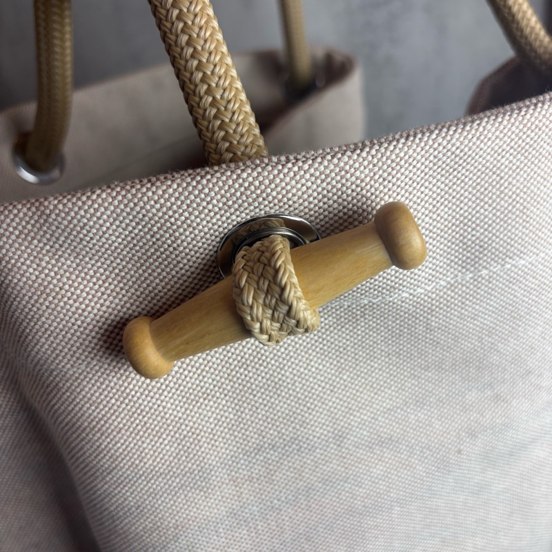 Quadrige海灘包 50x45x18 cm 專櫃價81500-18