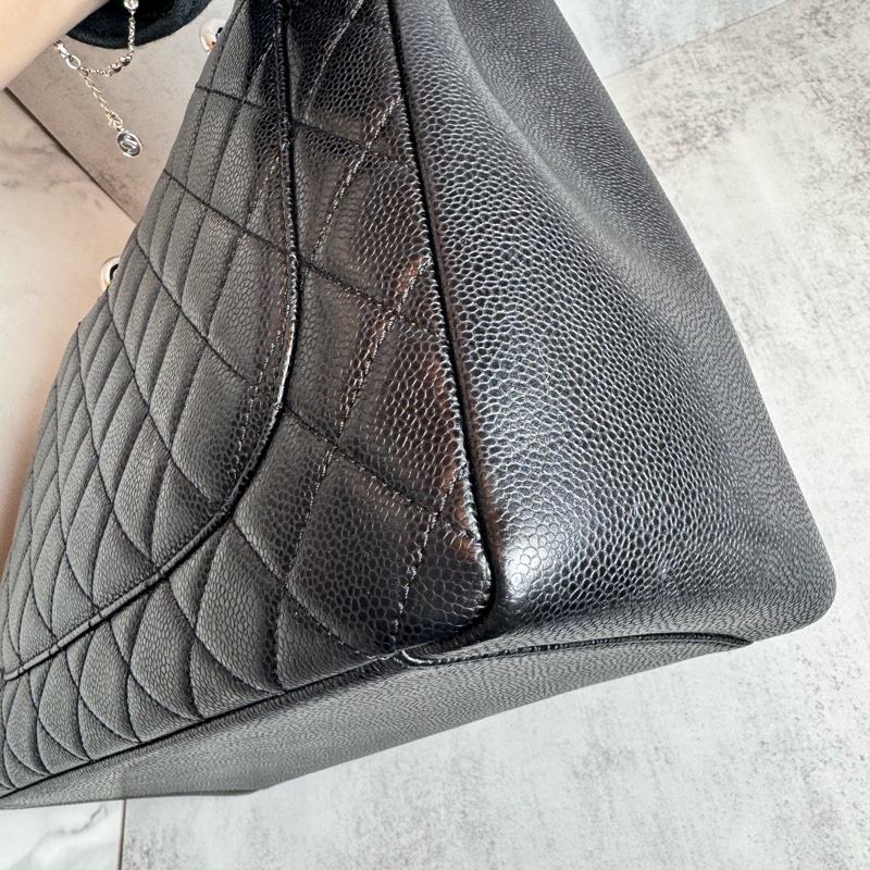 chanel 黑色荔枝皮豆腐包 34x25x13 cm-12