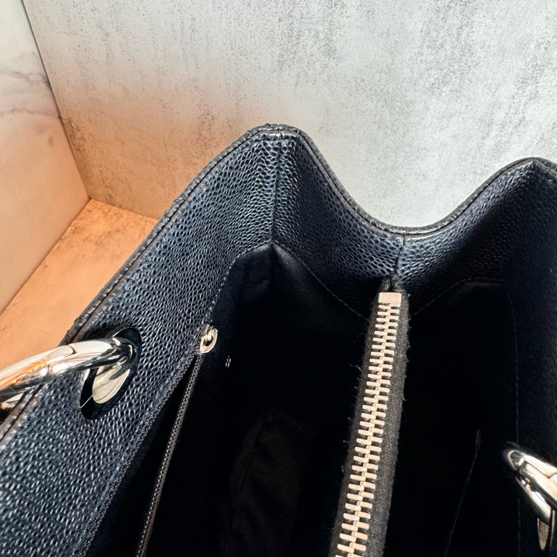 chanel 黑色荔枝皮豆腐包 34x25x13 cm-24