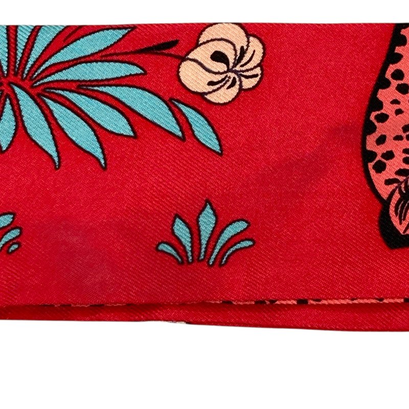 HERMÈS 愛馬仕 CHRISTIANE VAUZELLES LES LEOPARDS TWILLY 絲巾 斜紋真絲 紅色-7