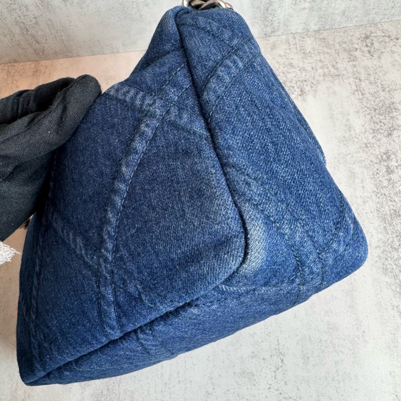 chanel 藍色牛仔 19包 銀鍊 26x8x16CM-10